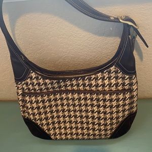 Adorable Houndstooth Plaid Coach purse